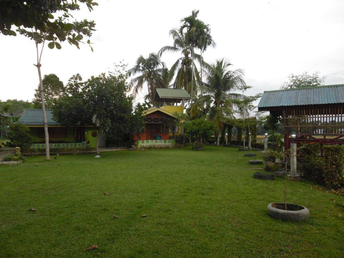 Ambow Homestay Jungle Trekking & Village Tour بوكيت لاوانج المظهر الخارجي الصورة